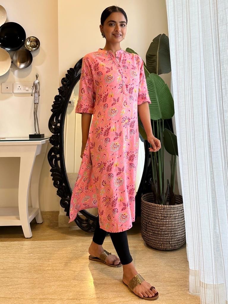 Weekend Rayon Kurta- Pink Floral