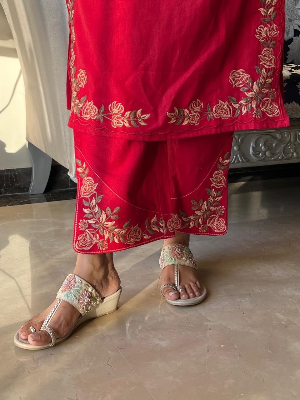 Kritisha Statement Embroidered Set- Red