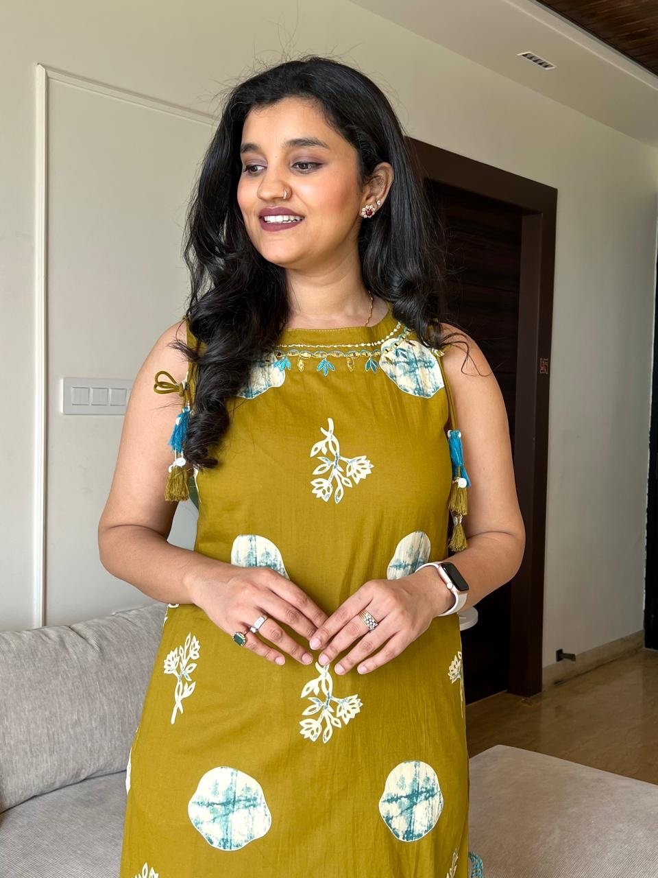 Roshni Sleeveless Cotton Tassel Kurta- Olive