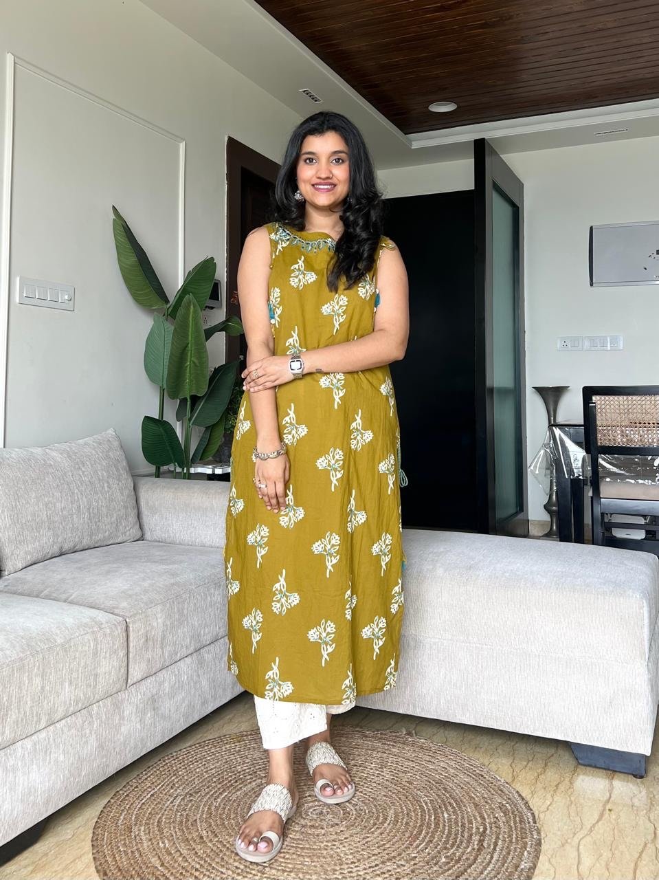 Roshni Sleeveless Cotton Tassel Kurta- Olive Boota