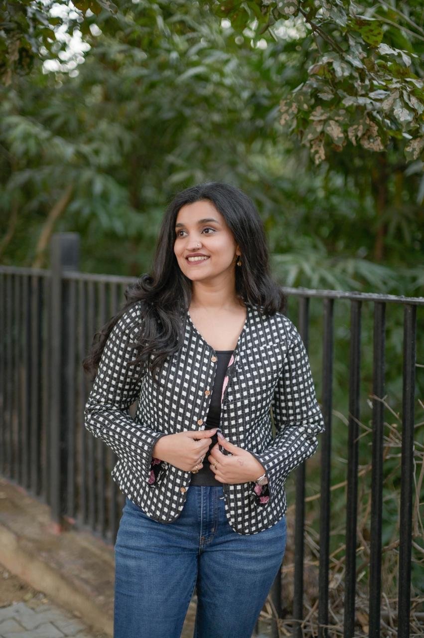 Reversible Quilted Short Jacket- Black Pink Florals
