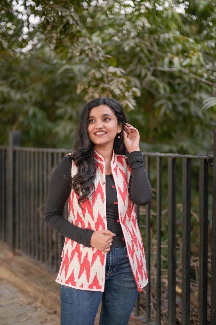 Reversible Quilted Sleeveless Jacket- Red Love
