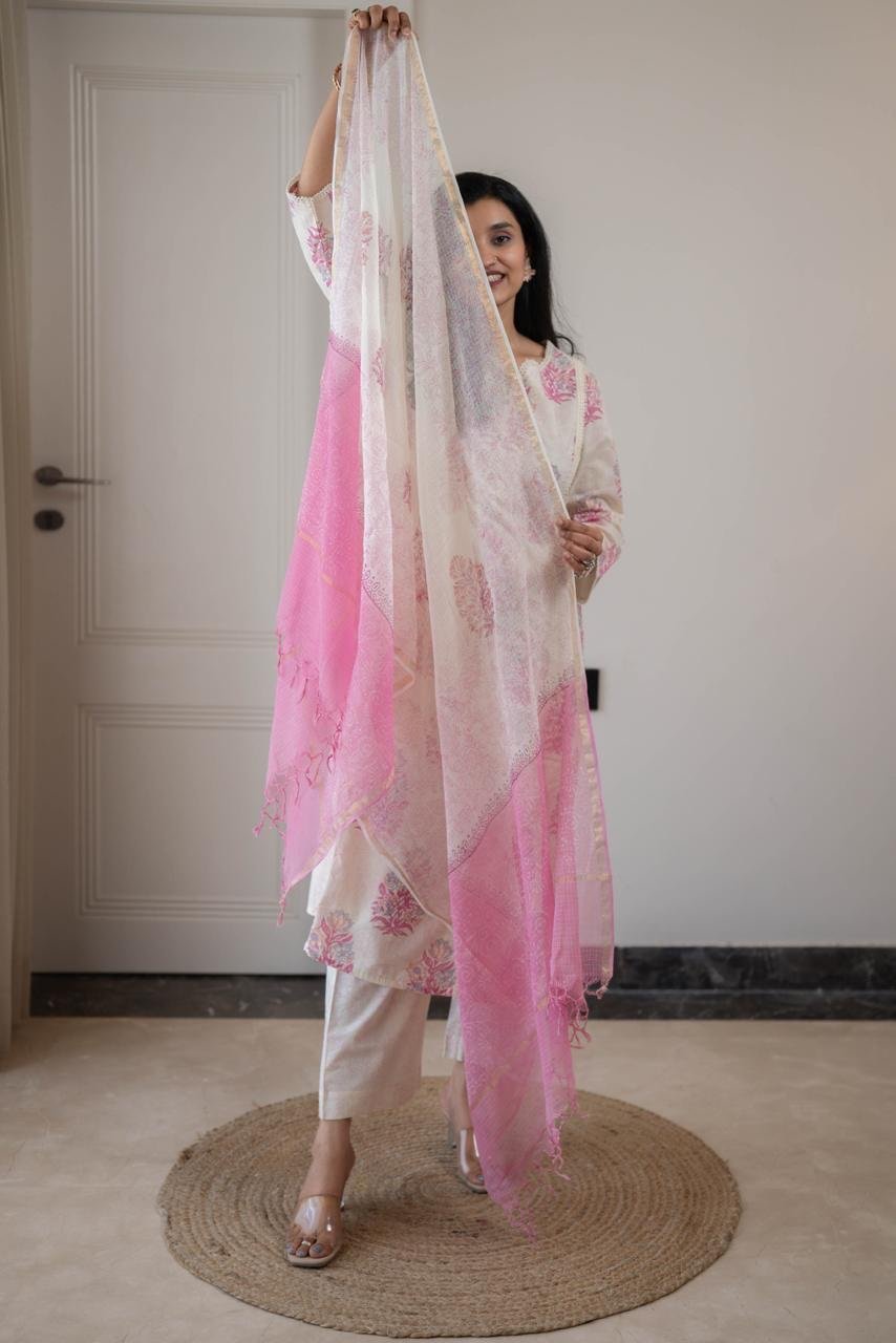 Anaisha Kota Doria Dupatta Sets- Pink