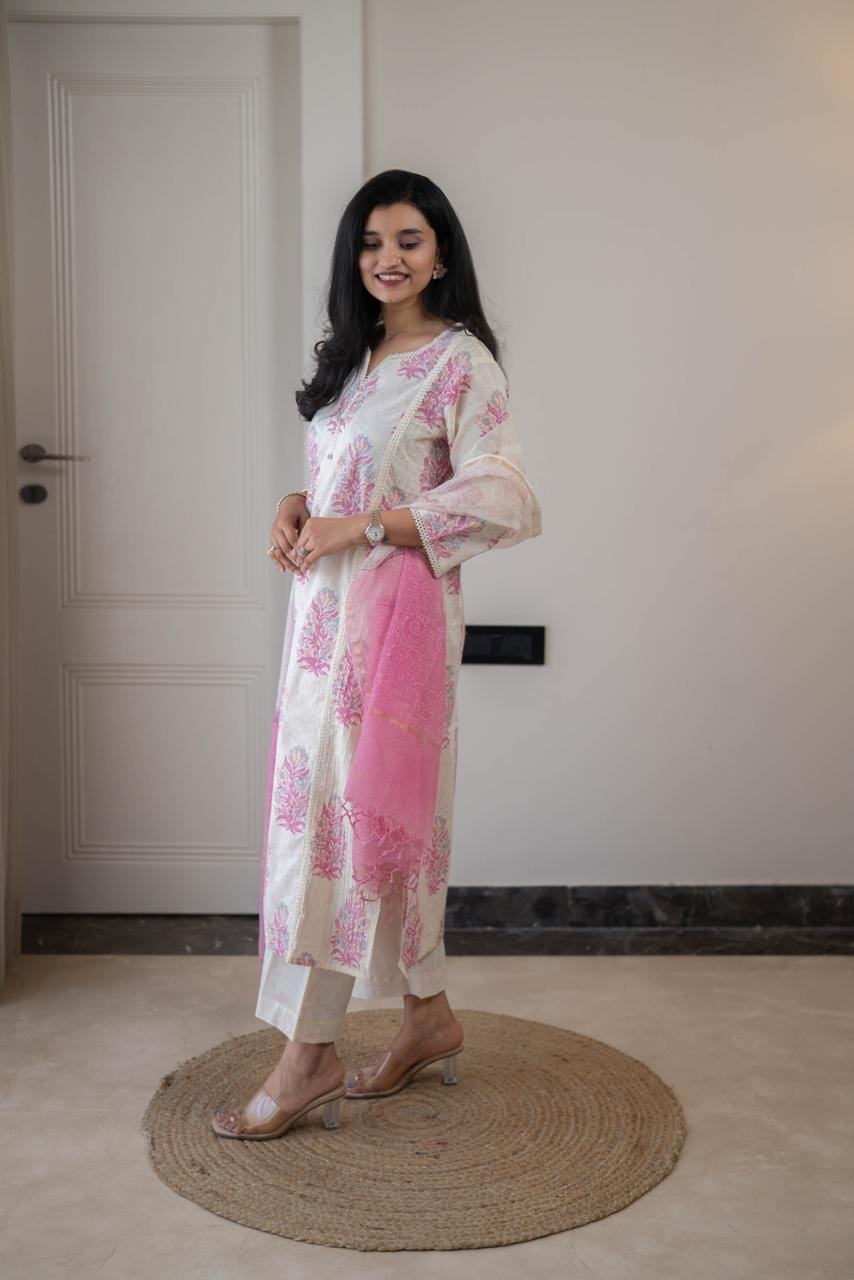 Anaisha Kota Doria Dupatta Sets- Pink