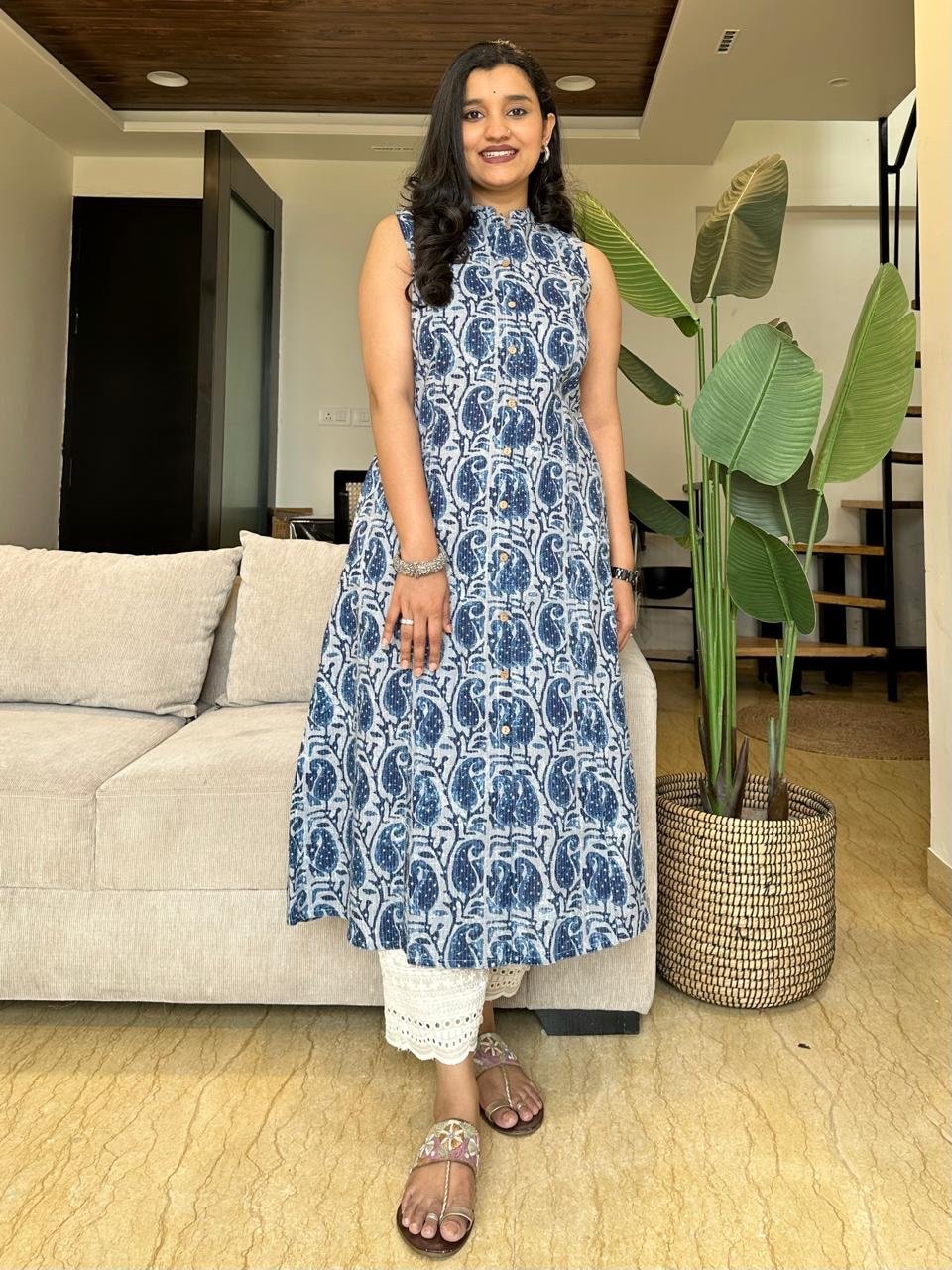 Cotton A-line Sleeveless Kurta- Indigo Paisley