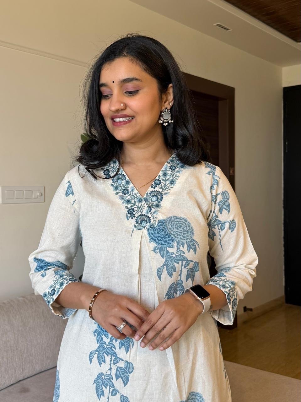 Veena Embroidered Floral Set- Blue