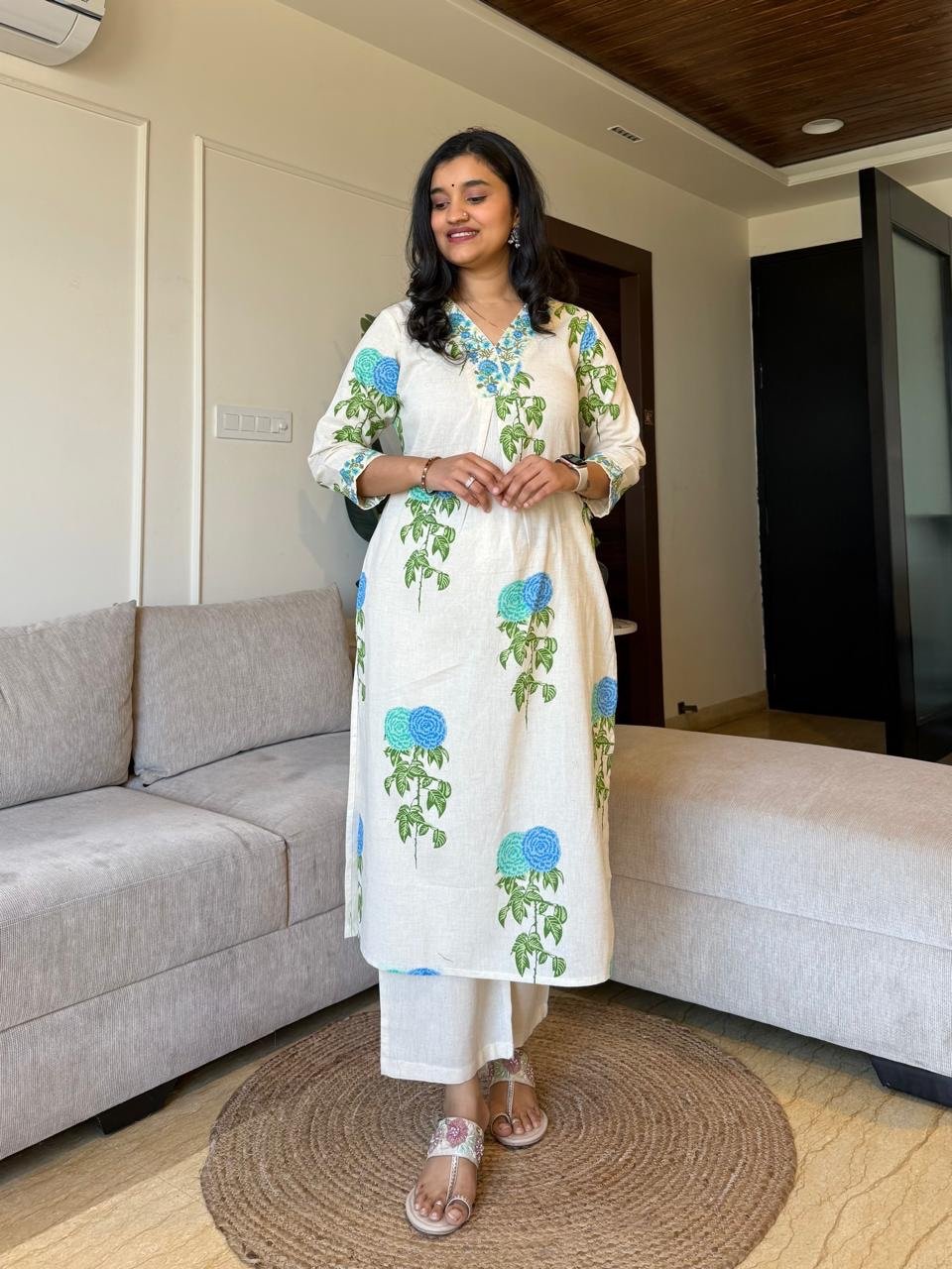 Veena Embroidered Floral Set- Blue Green