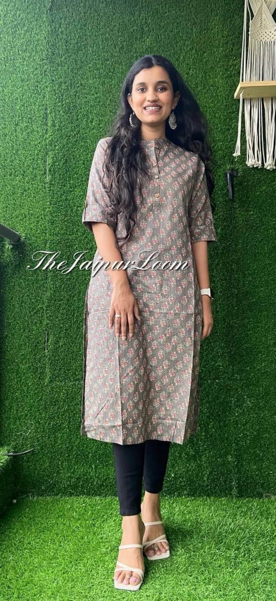 Weekend Cotton Kurta- Grey Booti