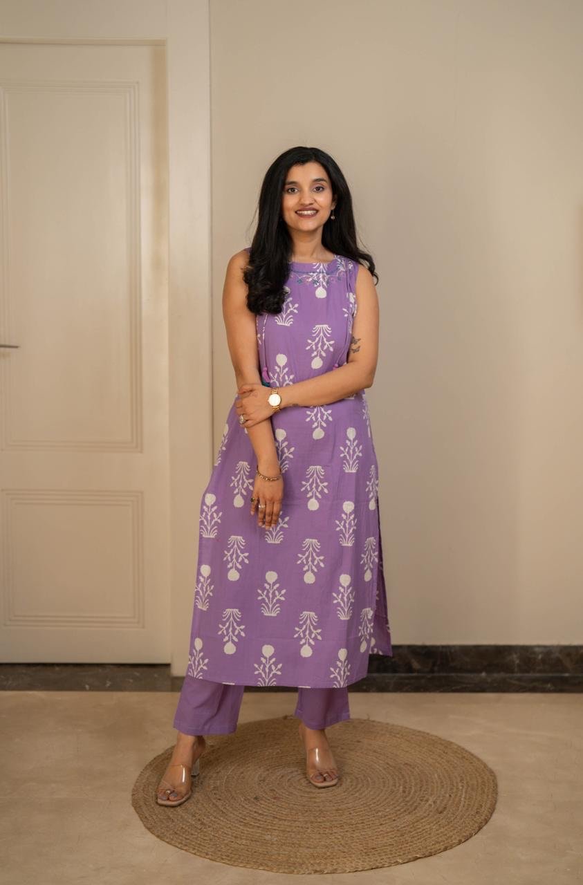 Bani Boota Sleeveless Pant Set- Purple