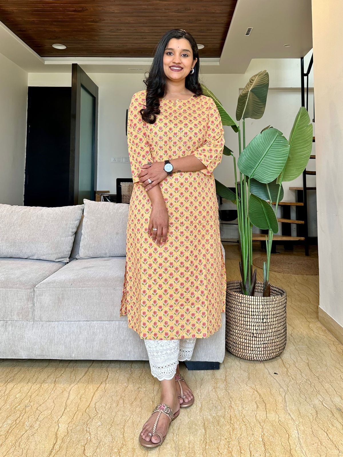 Bling Cotton Kurta- Light Yellow Booti