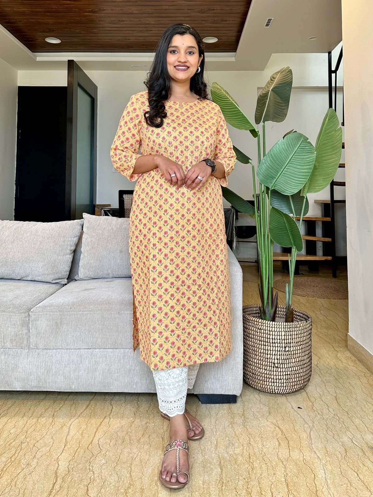 Bling Cotton Kurta- Light Yellow Booti