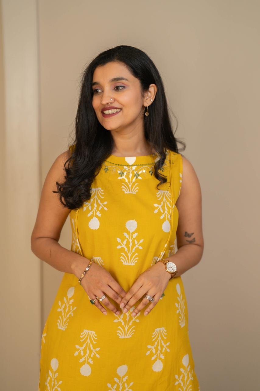 Bani Boota Sleeveless Pant Set- Yellow