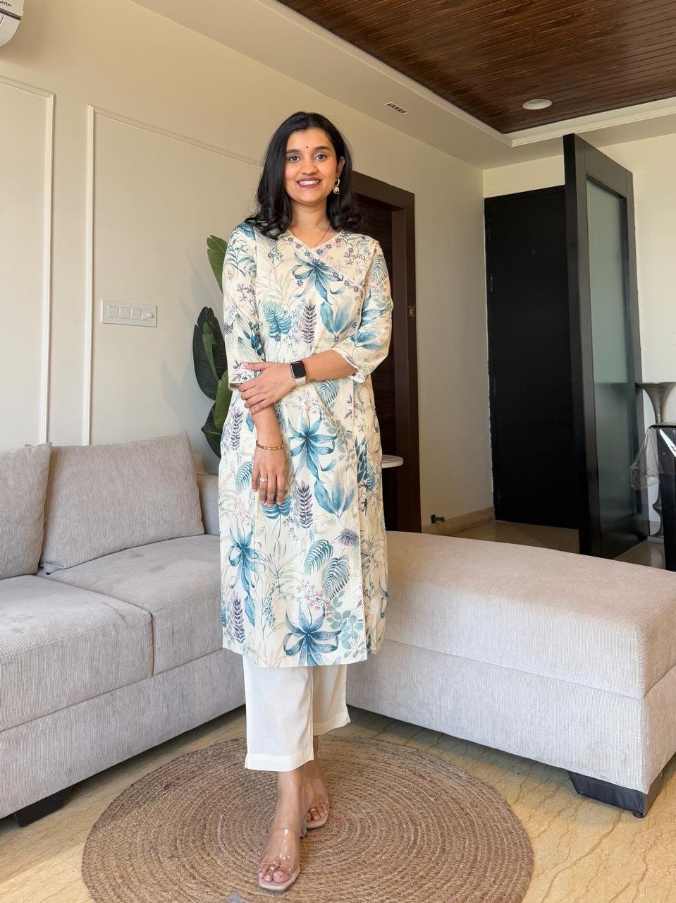 Ishara Off White Floral Set- Blue
