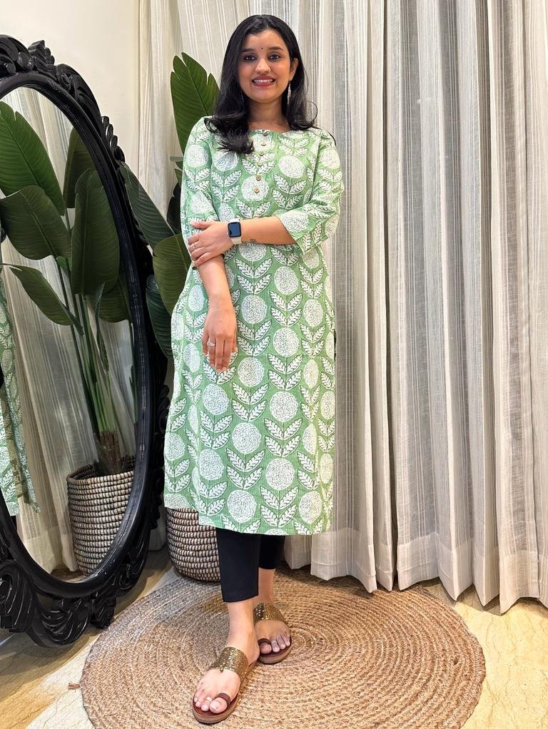 Weekend Round Neck Kurta- Green White Boota