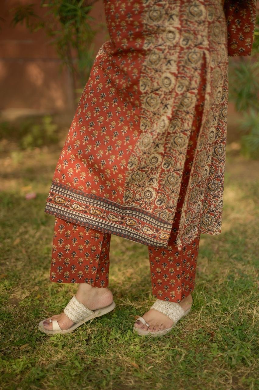 Kora Ajrakh Cotton Straight Set