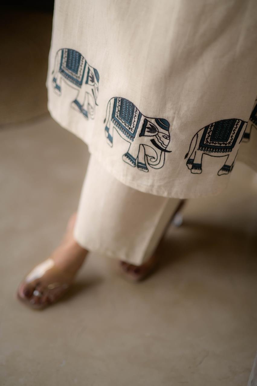 Shiya Embroidered Cotton Set- Off White Blue