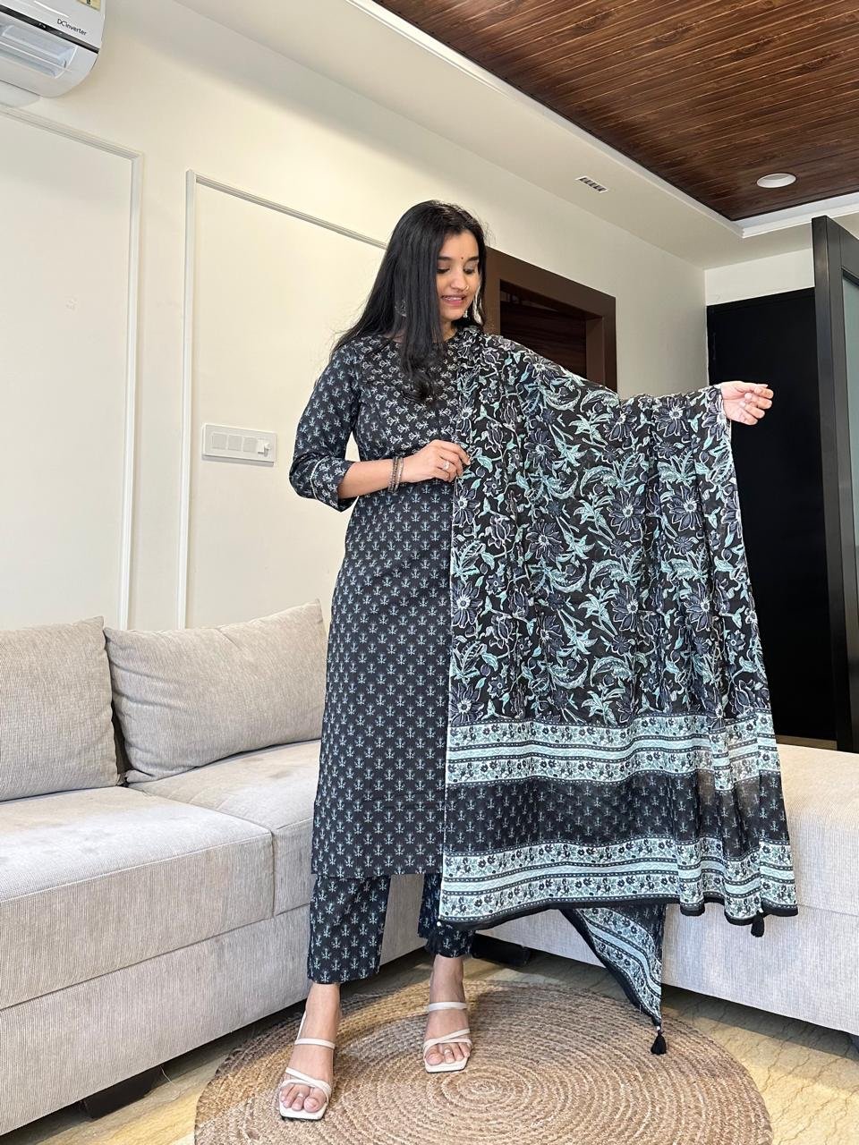 Kesha Black Floral Cotton Set