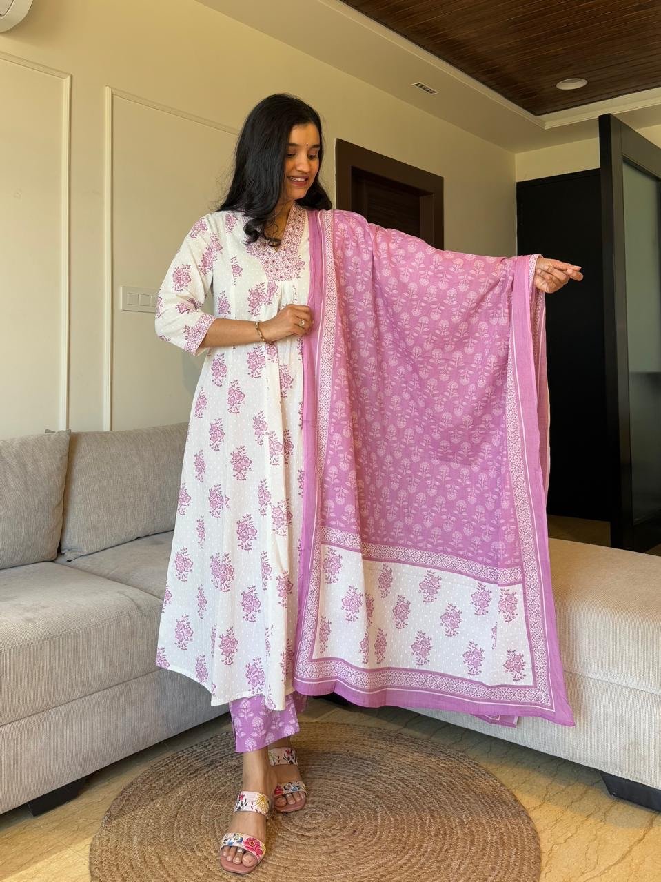 Leher Cotton Boota Flared Set- Pink