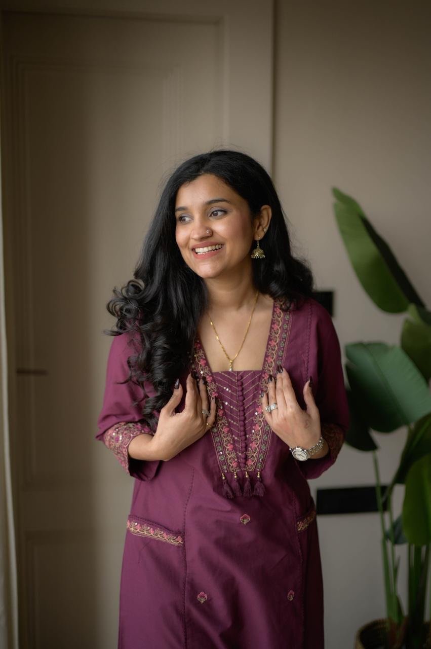 Shimmy Embroidered Premium Set- Wine