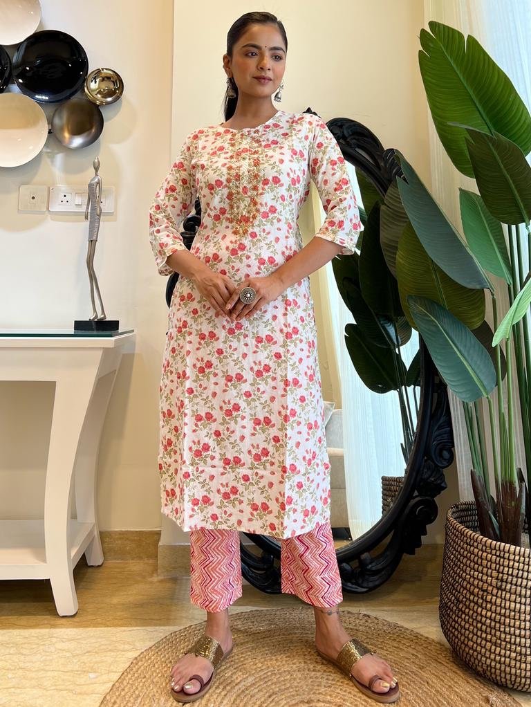 White Pink Floral Handwork Set