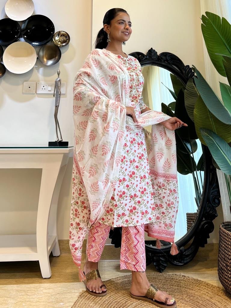 White Pink Floral Handwork Set
