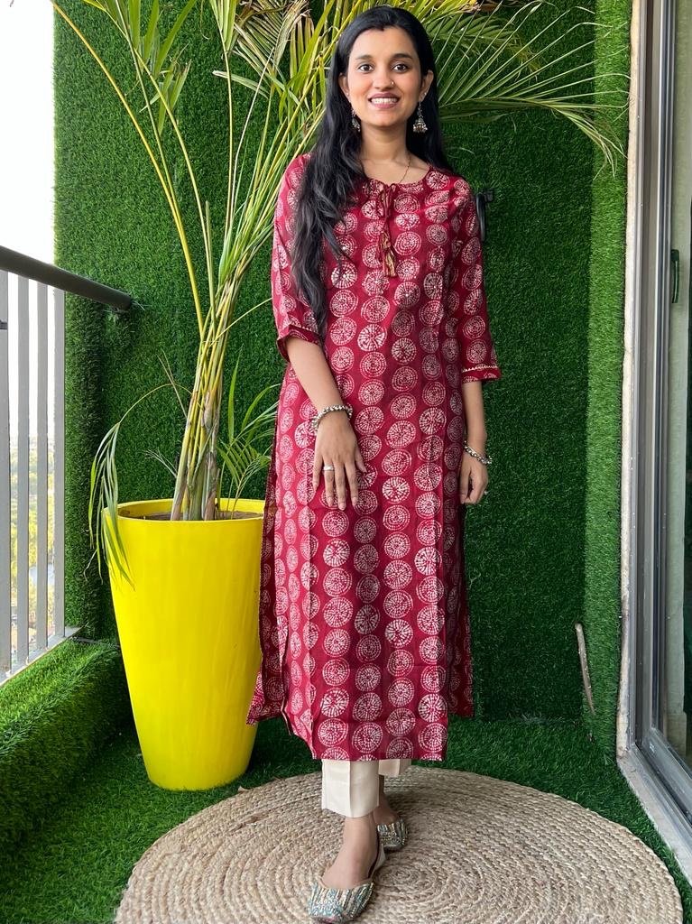 Muslin Kurta- Red Circles