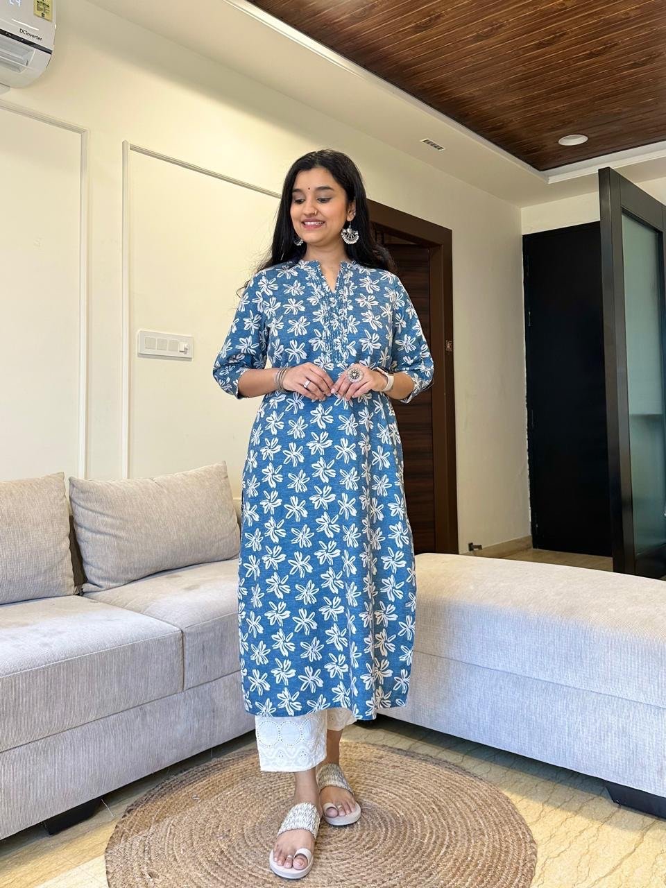 Jisha Printed Cotton Kurta- Blue