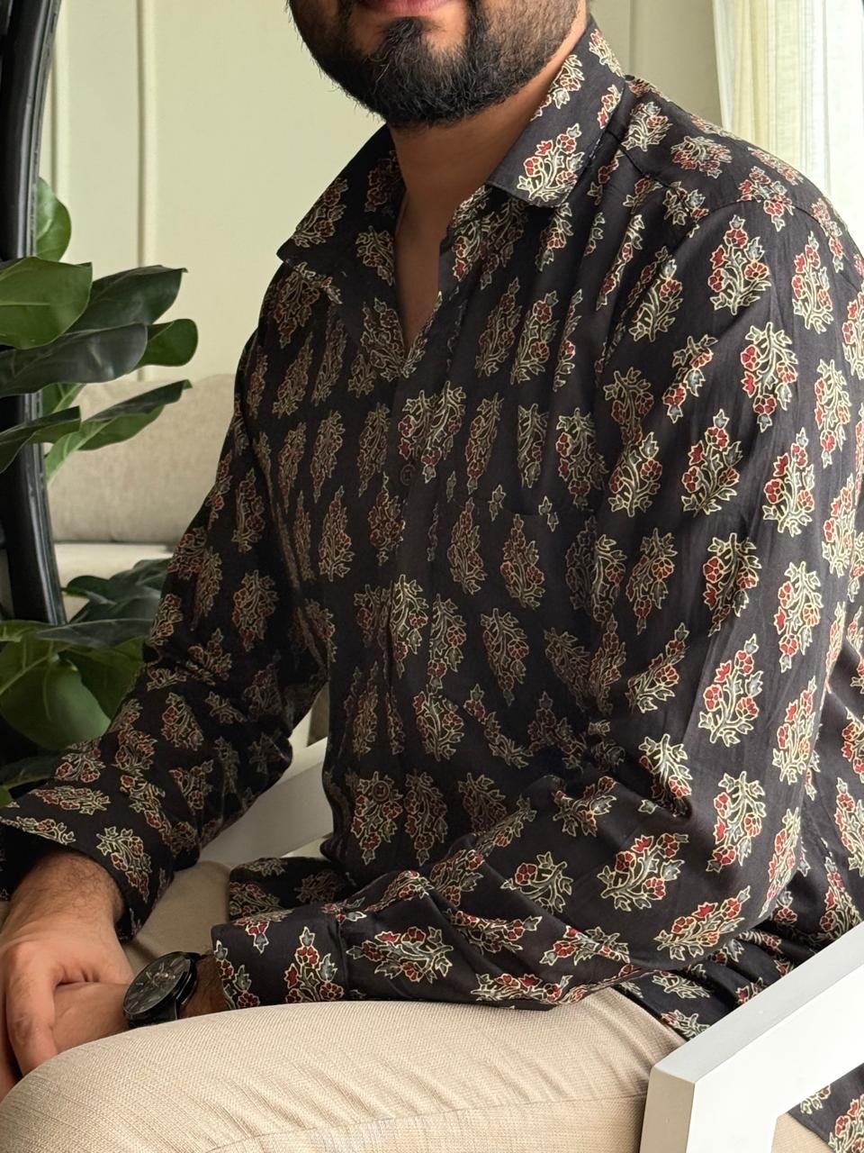 Cotton Men?? Full Sleeves Shirt- Black Boota