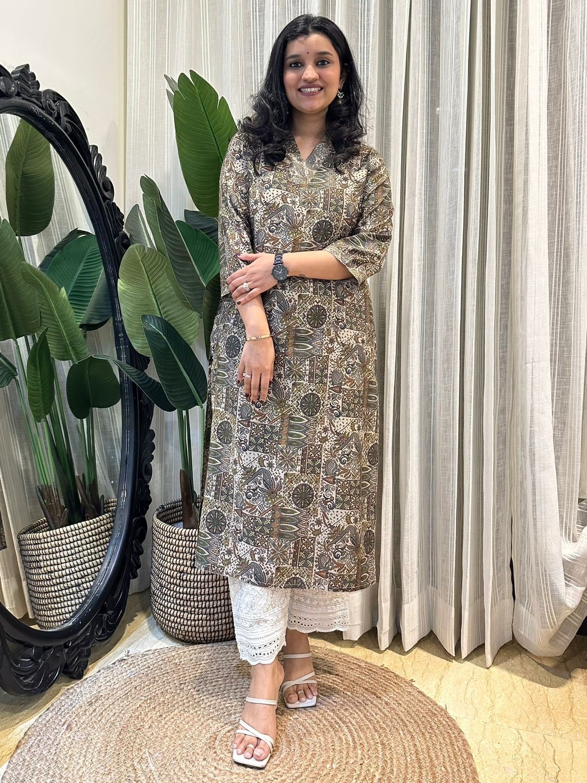 V-Neck Muslin Kurta- Multi Green