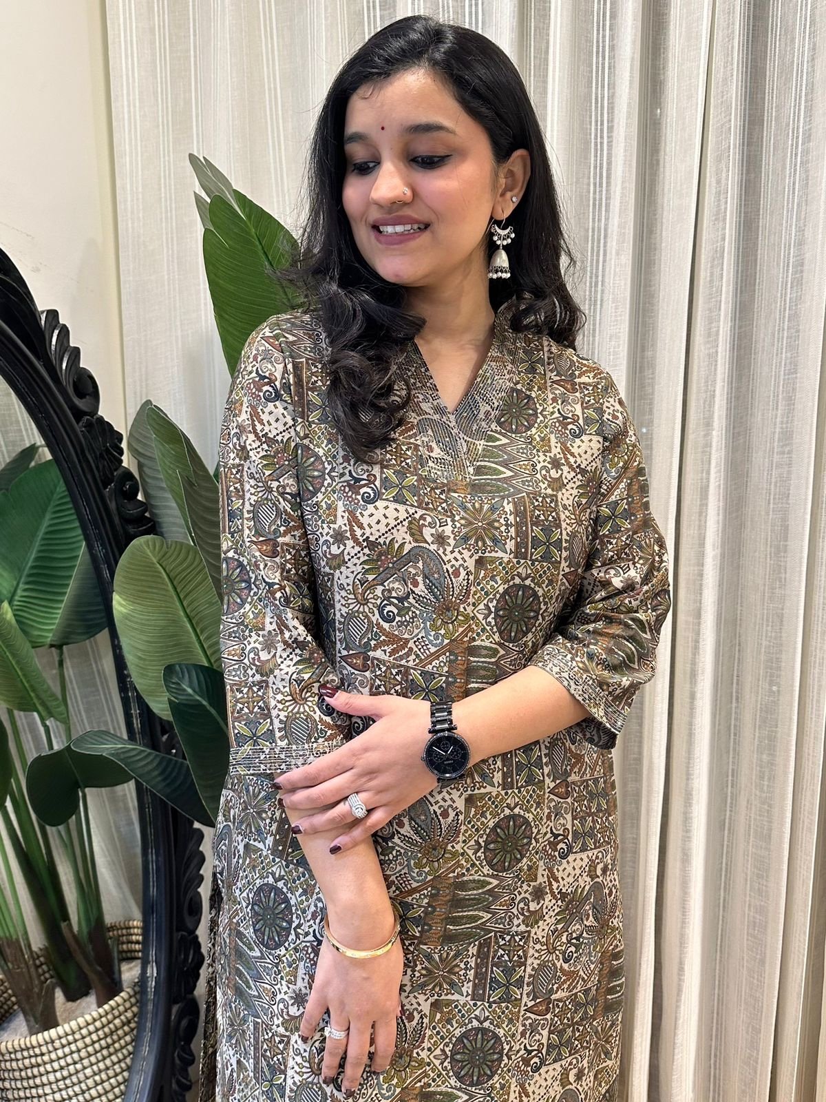 V-Neck Muslin Kurta- Multi Green