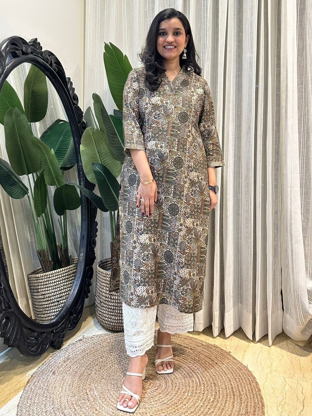 V-Neck Muslin Kurta- Multi Green