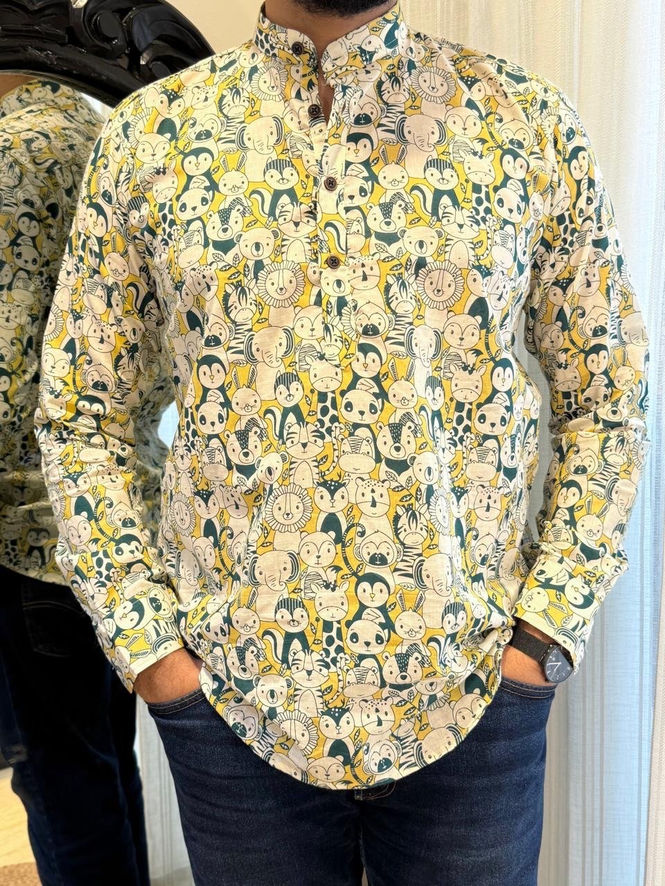 Cotton Men?? Short Kurta- White Green Zoo