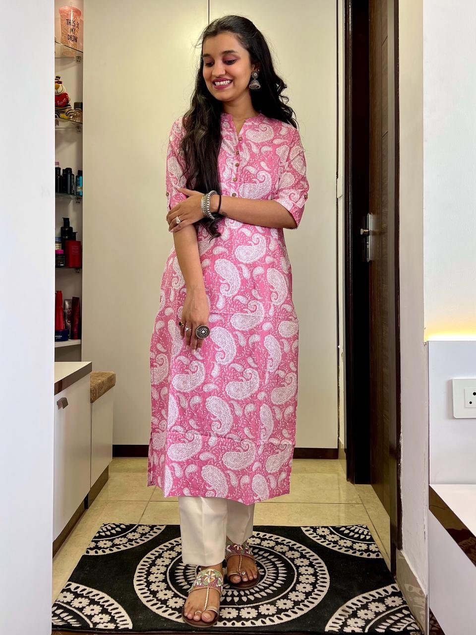 Weekend Cotton Kurta- Pink Paisley