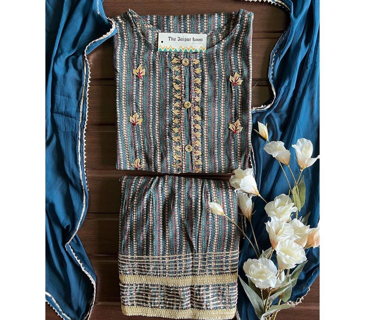 Muslin Luxe Gota Gharara Set
