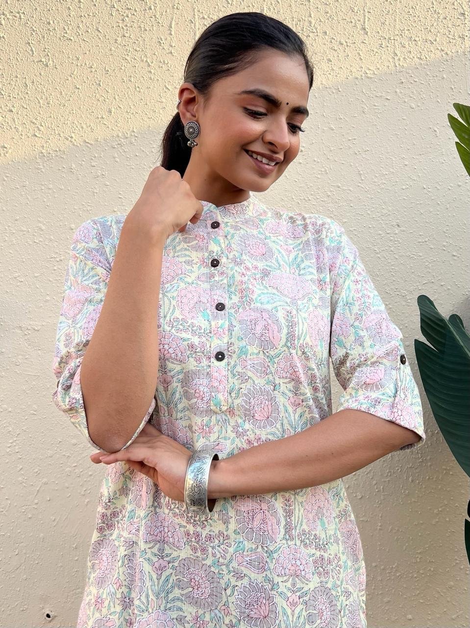 Weekend Cotton Kurta- Light Lime Big Floral