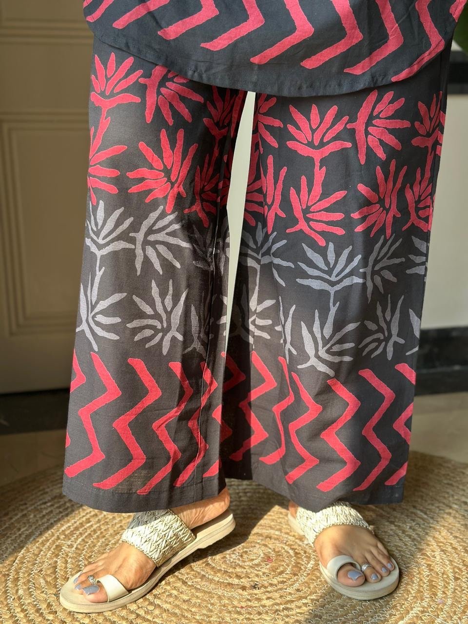 Reema Black Printed Coord Set- V Neck