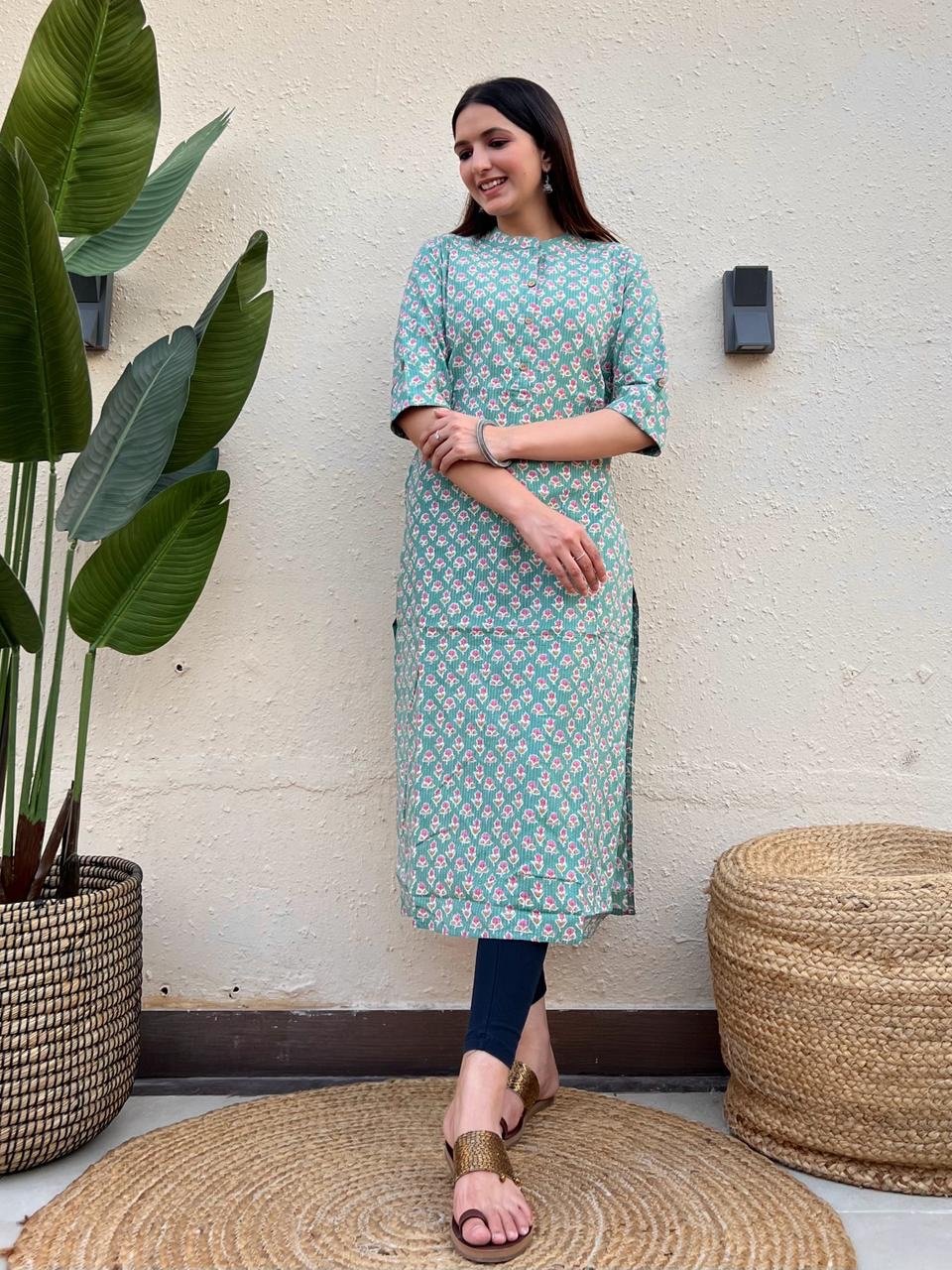 Weekend Cotton Kurta- Green Choti Booti