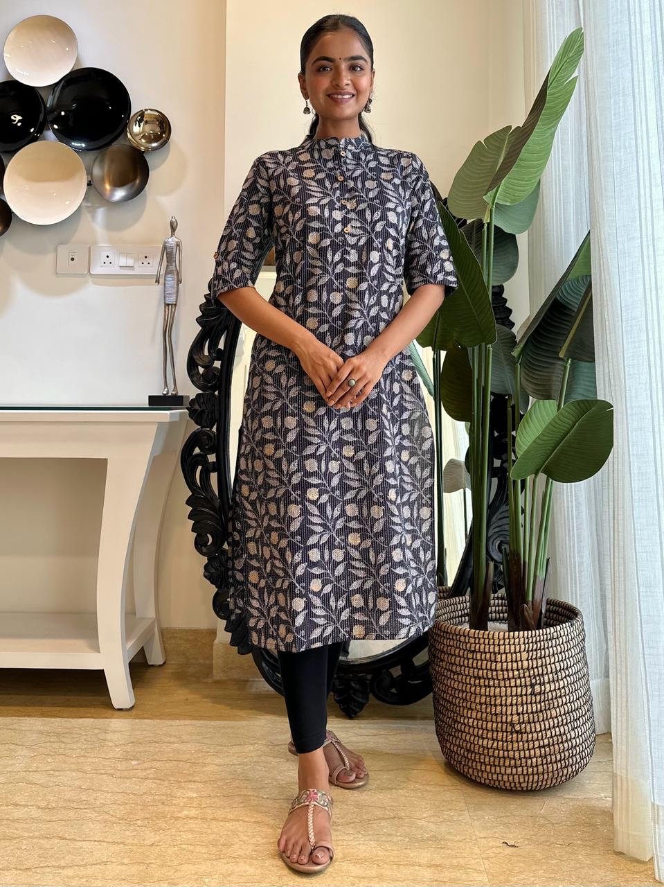 Weekend Cotton Kurta- Black Leaves