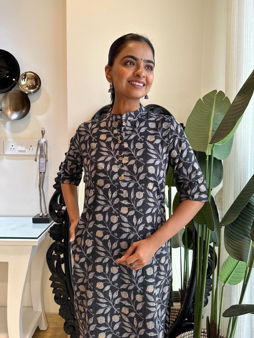 Weekend Cotton Kurta- Black Leaves