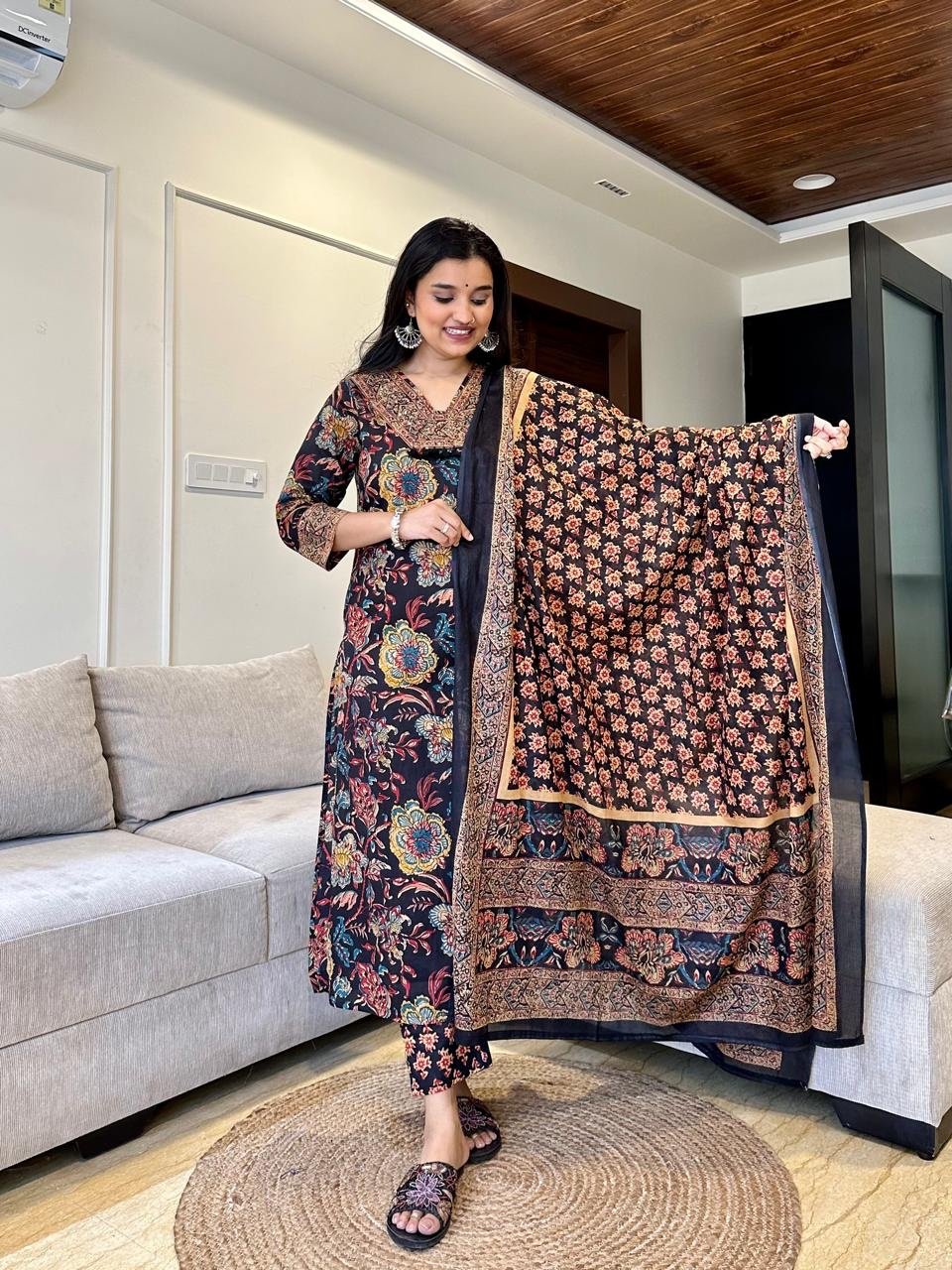 Khwaab Floral Cotton Set- Black