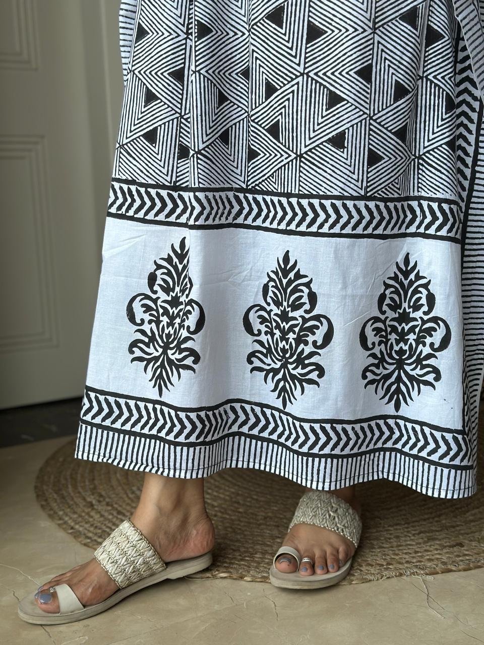 Zura Block Print Kaftan- Black and White