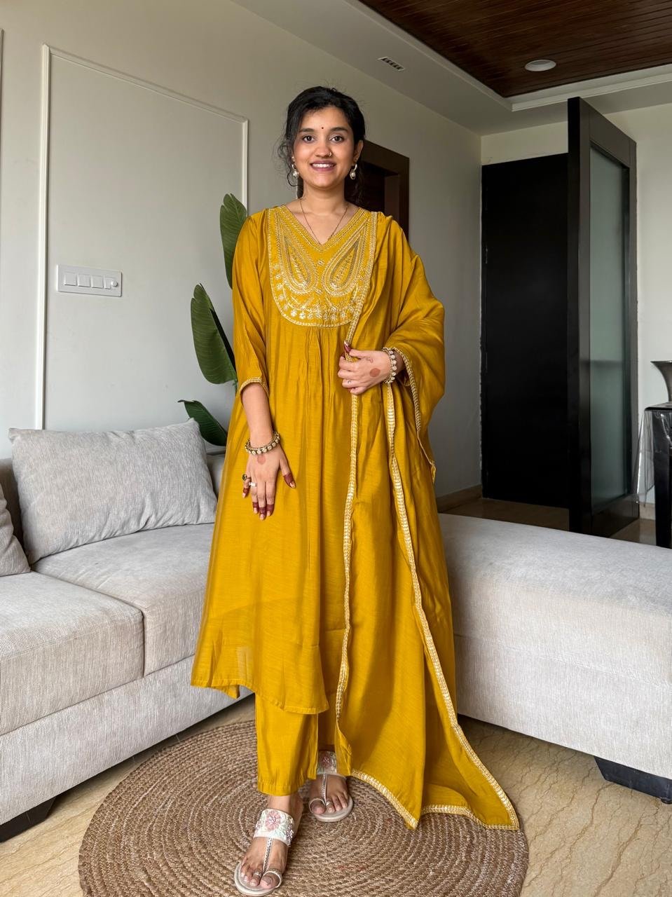 Saavra Mul Chanderi Luxe Set- Mustard