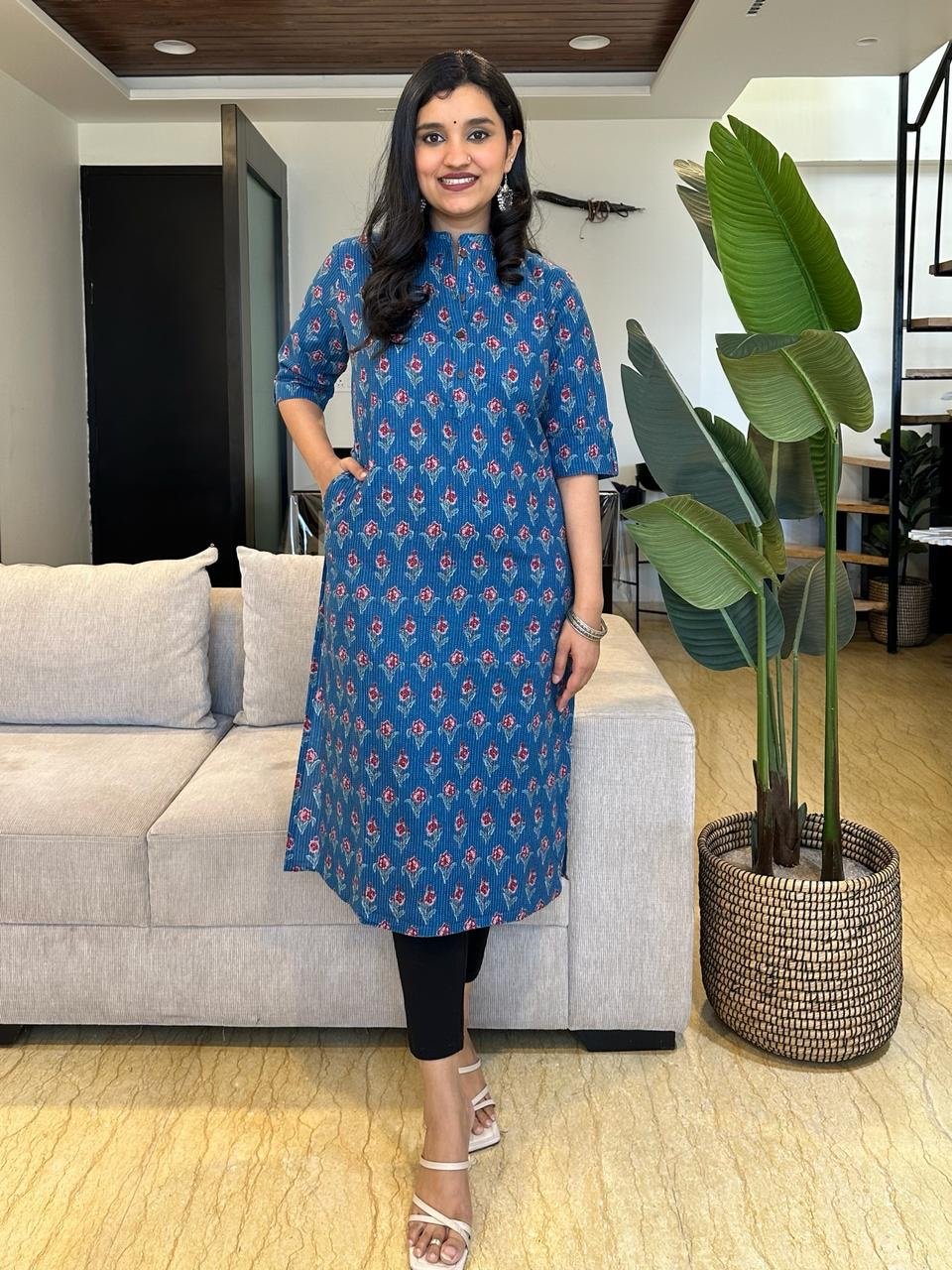Weekend Cotton Kurta- Royal Blue Booti