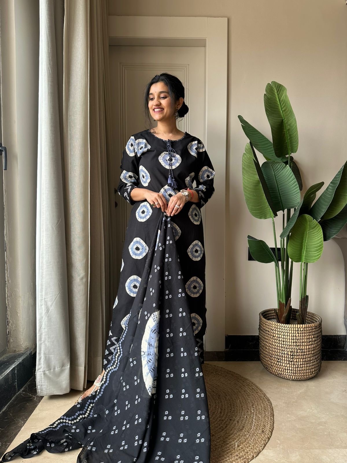 Siyara Unique Bandhej Cotton Suit
