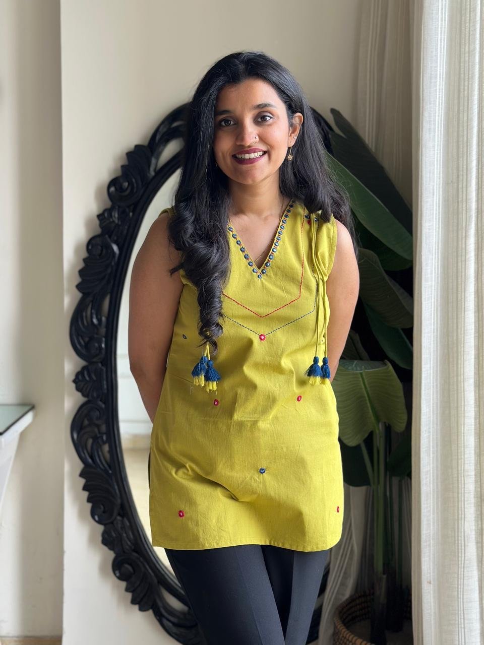 Pihu Minimal Sleeveless Top- Yellow