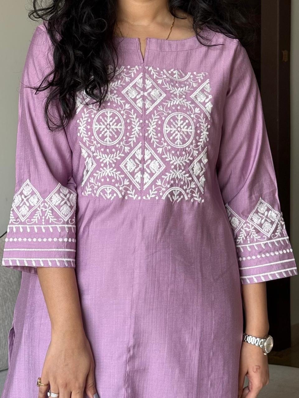 Neer Embroidered Straight Set- Light Purple