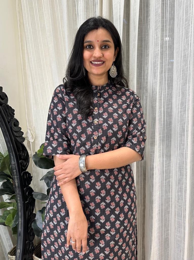 Weekend Cotton Kurta- Black Small Booti