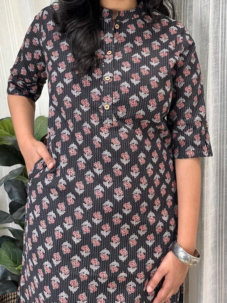 Weekend Cotton Kurta- Black Small Booti