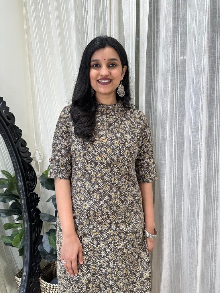 Weekend Cotton Kurta- Darkest Brown Jaal