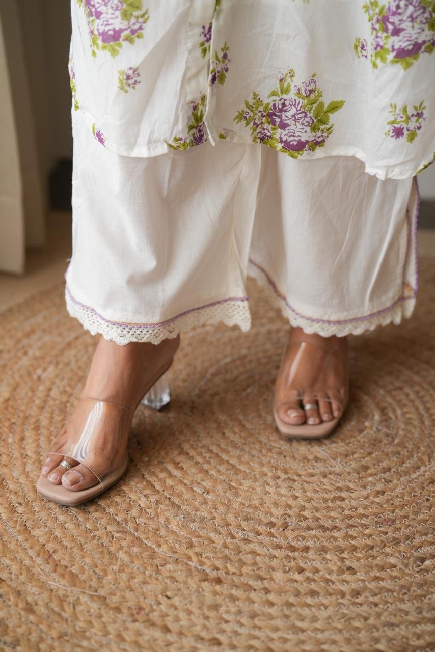 Samika White Mulmul Boota Set- Purple